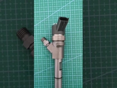 0445110307 Inyector de tren común para Komatsu PC70 PC110 PC130-8 4D95 Piezas de repuesto para excavadoras