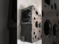 D1305 Cabeza de cilindro completa cargada para el tractor Kubota B2710HSD F3060 F3060-R