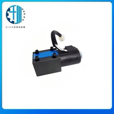 Válvula solenoide 3EB-15-58611 para Komatsu FD10-18-20 FD20/25-17 FD20H/25H-16 FD20N/25N-16 FD30-16 Partes de repuesto para carretillas elevadoras
